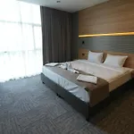 فندق Kent 3*