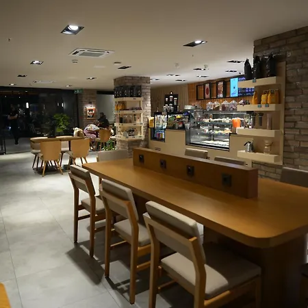 Kent Hotel 3*